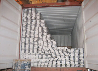 Singapore customer aluminum profiles container loading