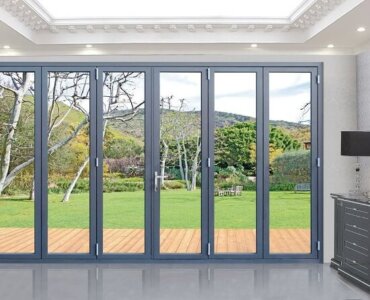 Aluminum alloy door